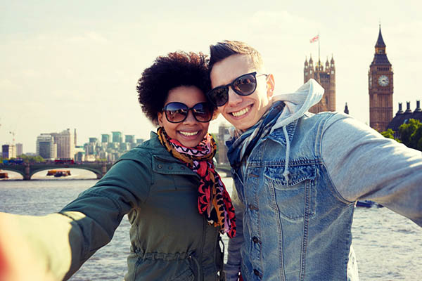 tourists taking selfie in London